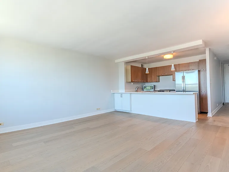 1700 E 56th St #703 — Photo 2