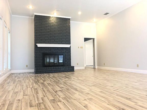 2nd image of 3702 Bishop Hill Dr
