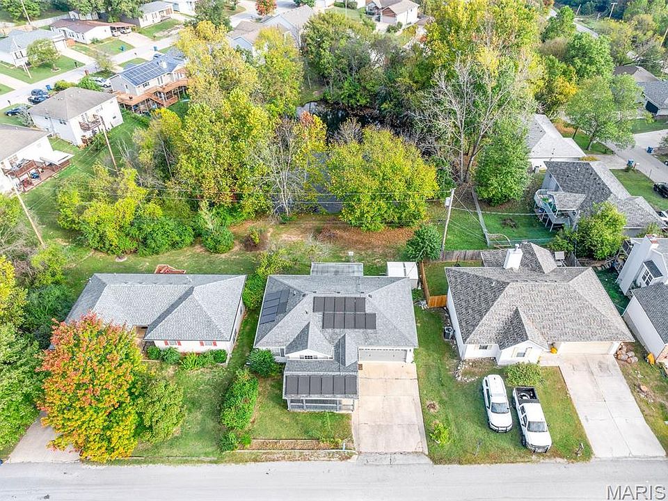 1st image of 2819 Katella Ln
