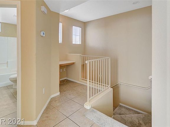 4th image of 5855 Valley Dr Unit 2165