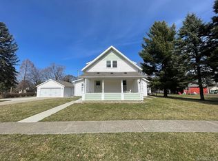 507 Hickory St, Linden, MI 48451