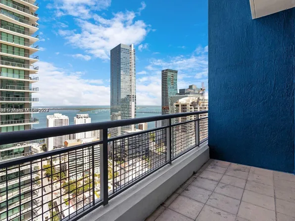 60 SW 13th St APT 3408, Miami, FL 33130