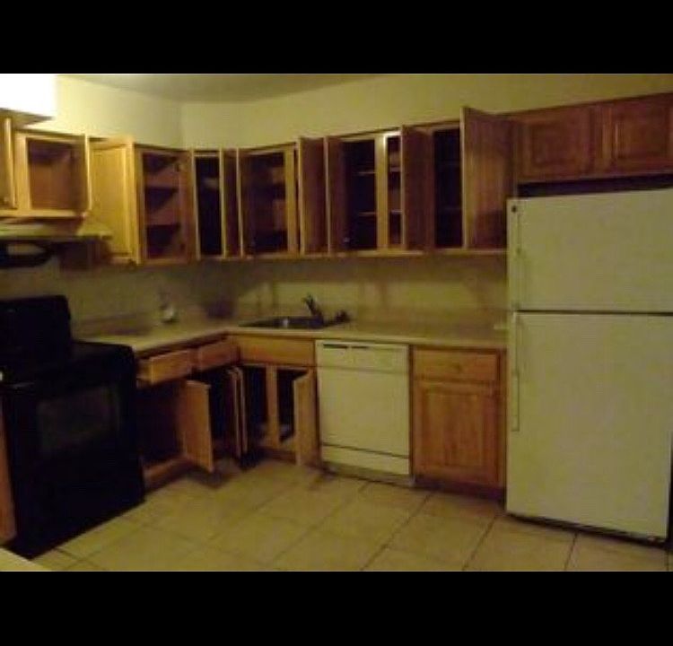 2nd image of 1317 Bell Blvd APT 2