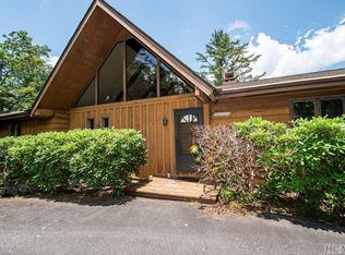 1501 Whiteside Mountain Rd, Highlands, NC 28741