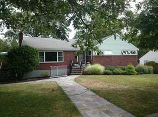 70 Brook Farm Rd, West Roxbury, MA 02132