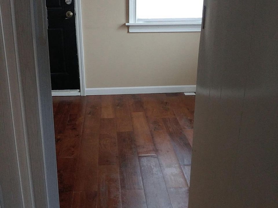 1st bdr with exit door