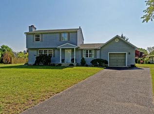 755 Victoria Ct, Vineland, NJ 08361