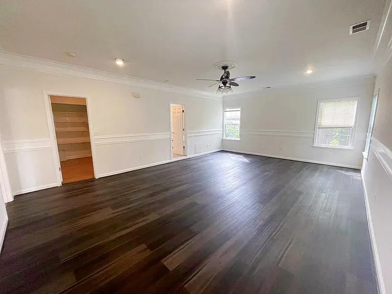 206 W Beech Rd — Photo 17