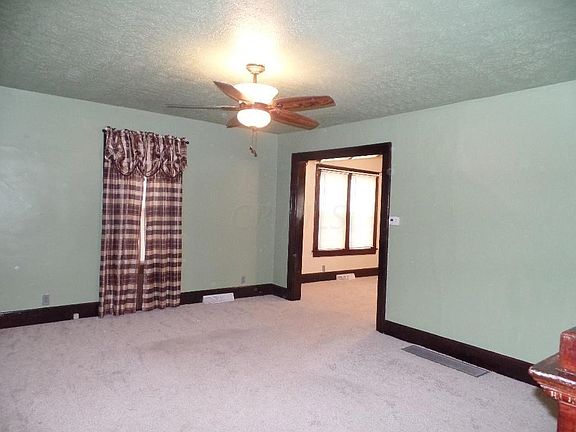 3rd image of 448 Ballard Ave
