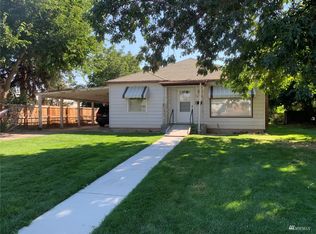 230 C St SW, Ephrata, WA 98823