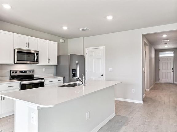 4th image of 16541 BLUE CORAL LN