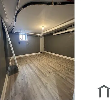 18 W Manheim St — Photo 6