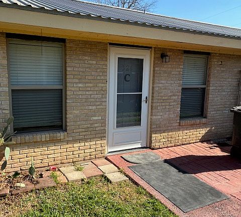 3rd image of 526C Clearfield Dr #526C