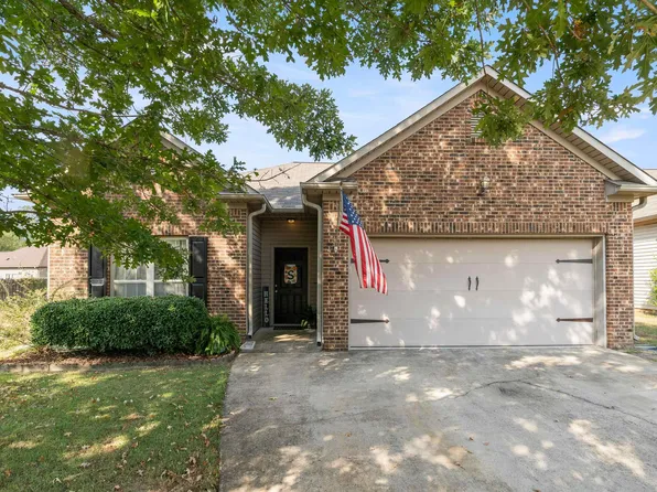 1020 Meriweather Dr, Calera, AL 35040