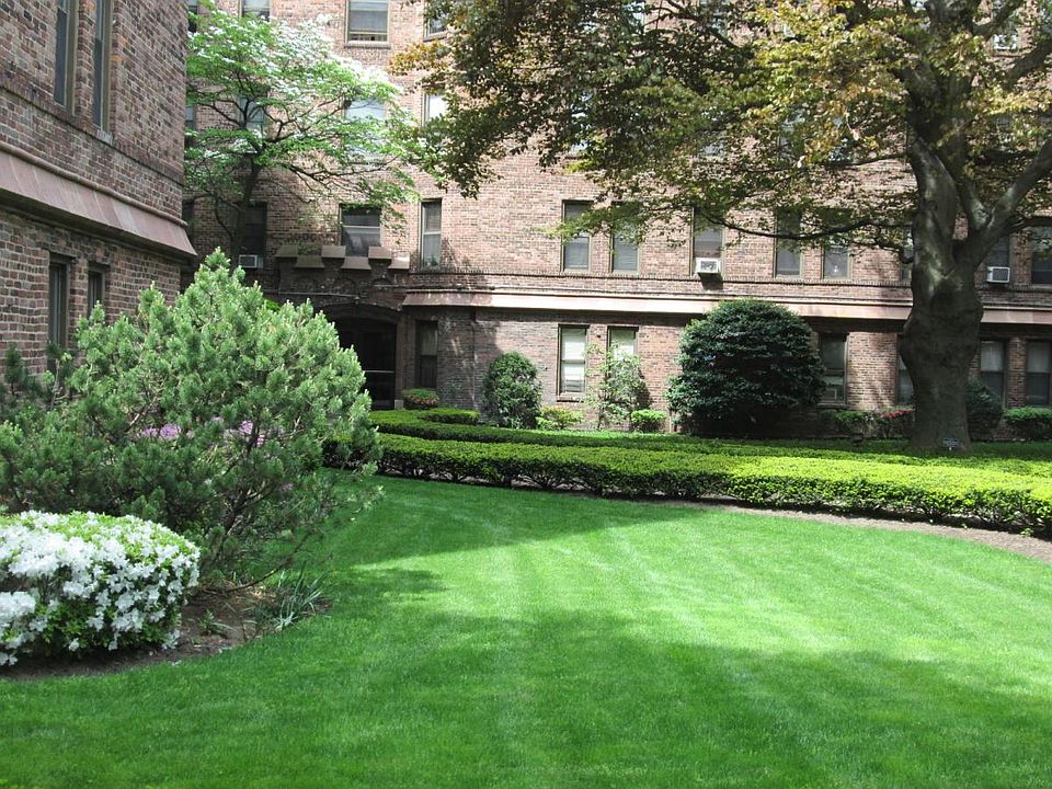 1st image of 531 E Lincoln Ave