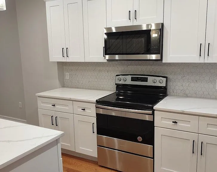 1812 N Croskey St — Photo 4