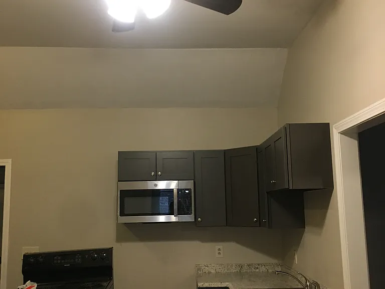 87 Main St #1 — Photo 6