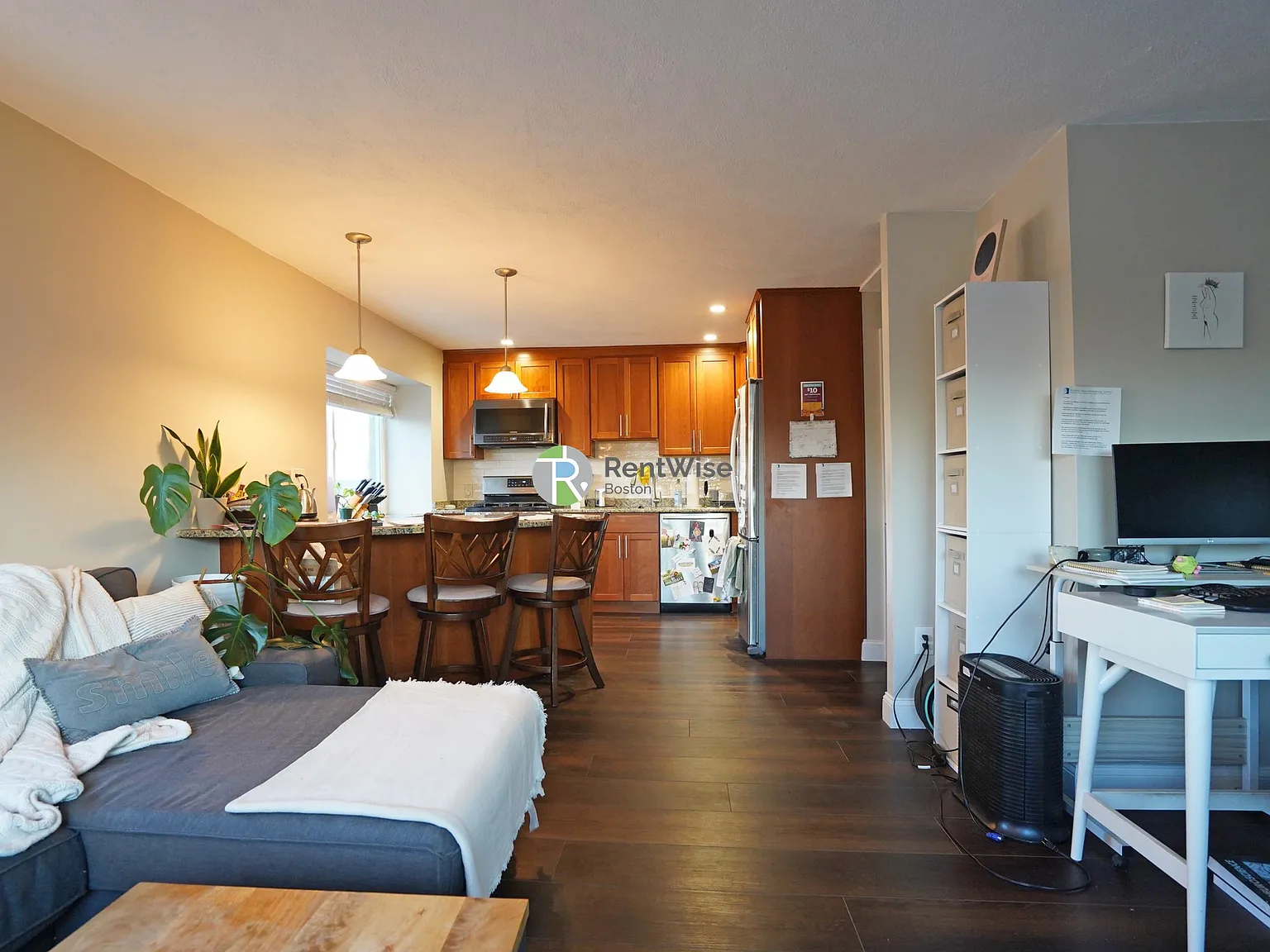 1 bed, 565 sqft, $2,400 — Photo 4