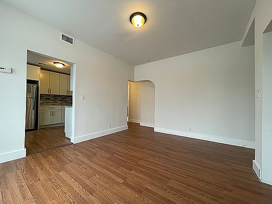 1st image of 3551 E Tremont Ave Unit 3
