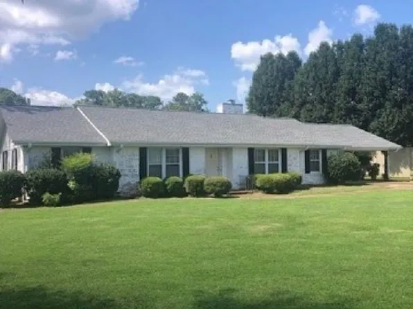 2007 Crestline Dr, Florence, AL 35630