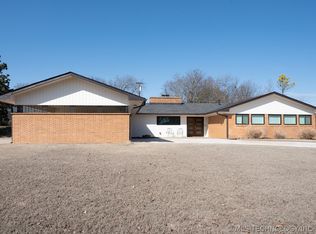 401 W Parkway St, Ada, OK 74820