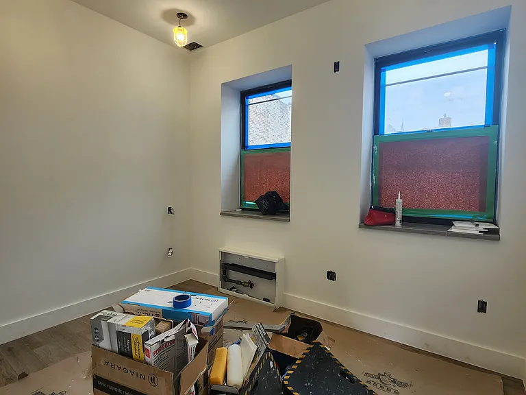 235 E 24th St #6C — Photo 9