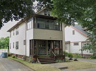 30-32 Salisbury St, Rochester, NY 14609