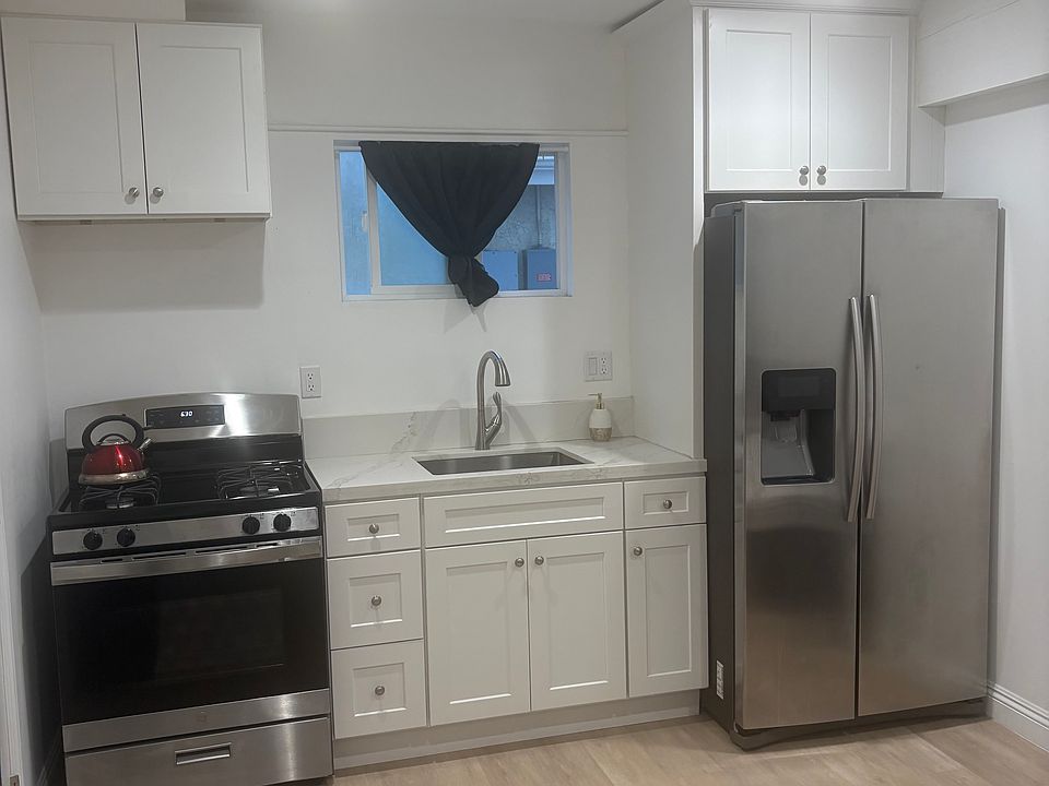 1st image of 12261 Sunset Park Way #1