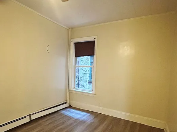 71 West 53rd Street image 3 of 6