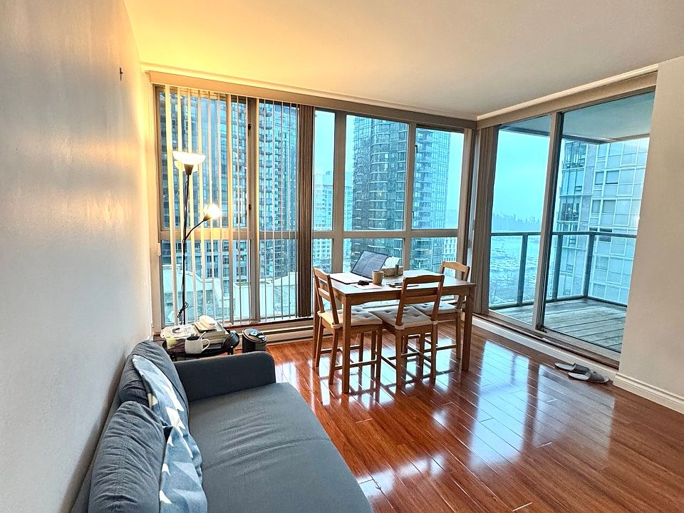 1st image of 1238 Melville St #10