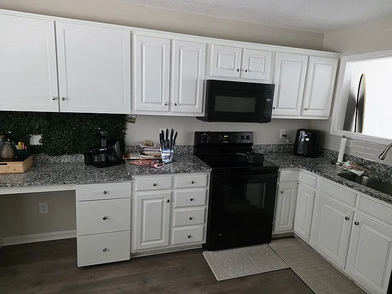 4410 Single Tree Ln — Photo 15