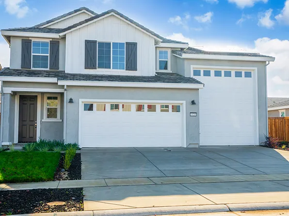 1124 Aldersgate Dr, Plumas Lake, CA 95961