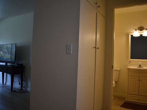 5th image of 2580 Spyglass Dr APT B