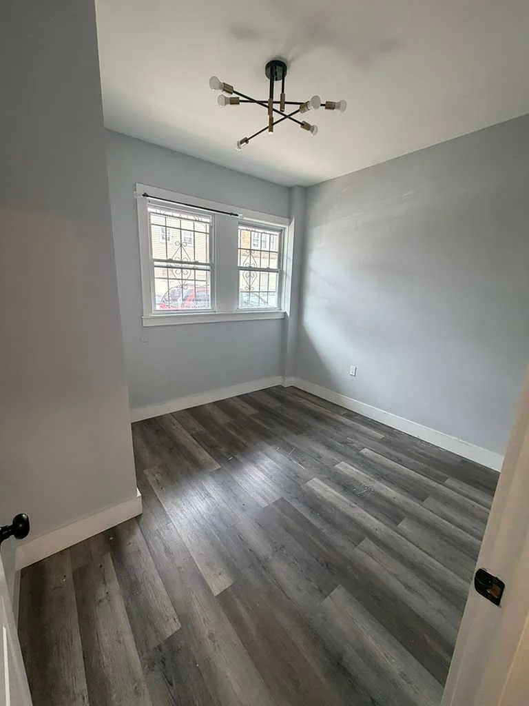 1 bed, $1,600 — Photo 2