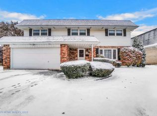 1543 Willow Rd, Homewood, IL 60430