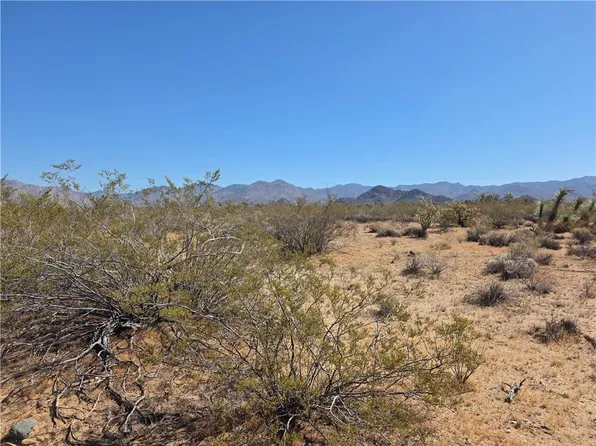 171 & 172 S Nash Rd #13/22 & 23, Yucca, AZ 86438