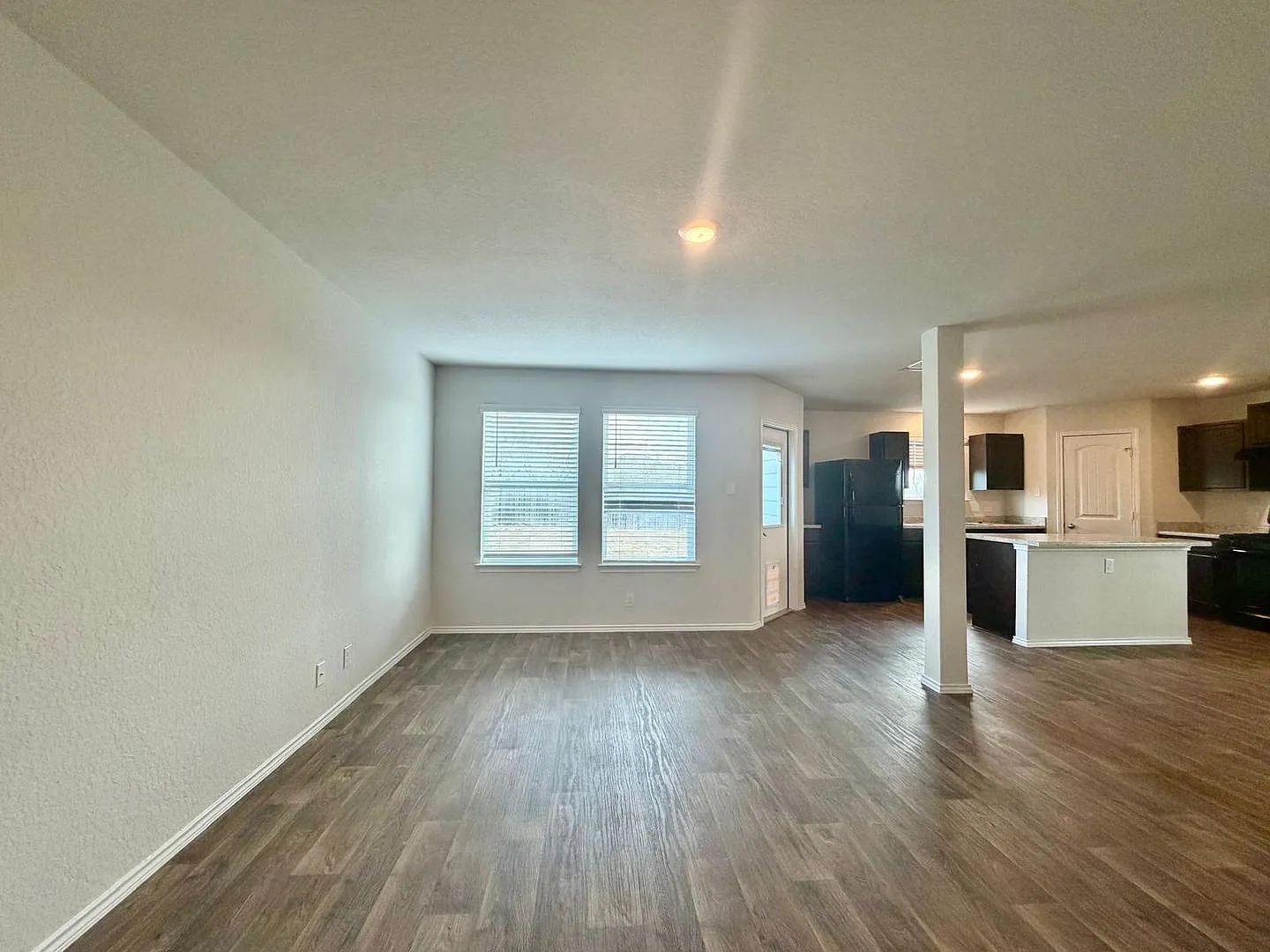 Spacious 3-Bedroom Home for Rent in Converse $2,000/Month — Photo 4