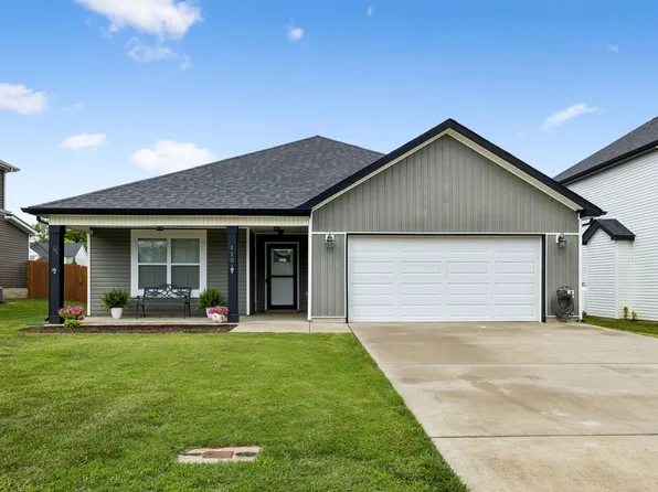 1151 Eagles Bluff Dr, Clarksville, TN 37040