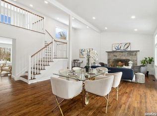 5 Evans Ln, Setauket, NY 11733