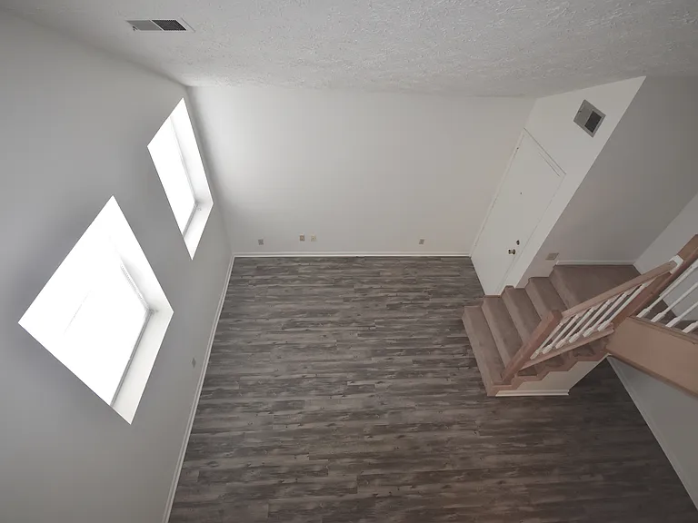 Waveland Place Apartments — Photo 58