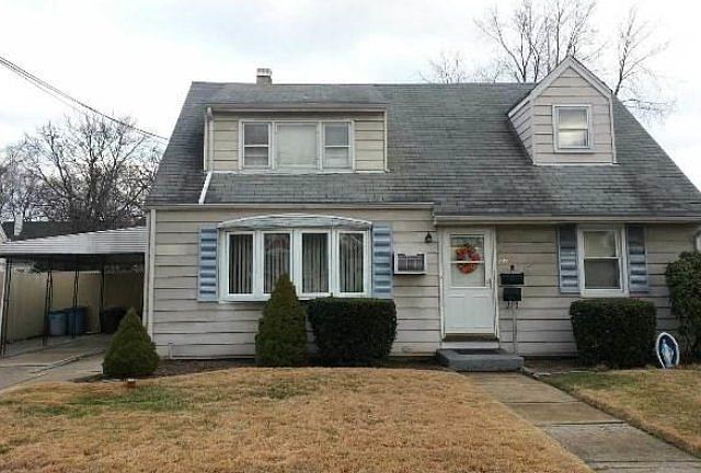 1st image of 27 Elmwood St