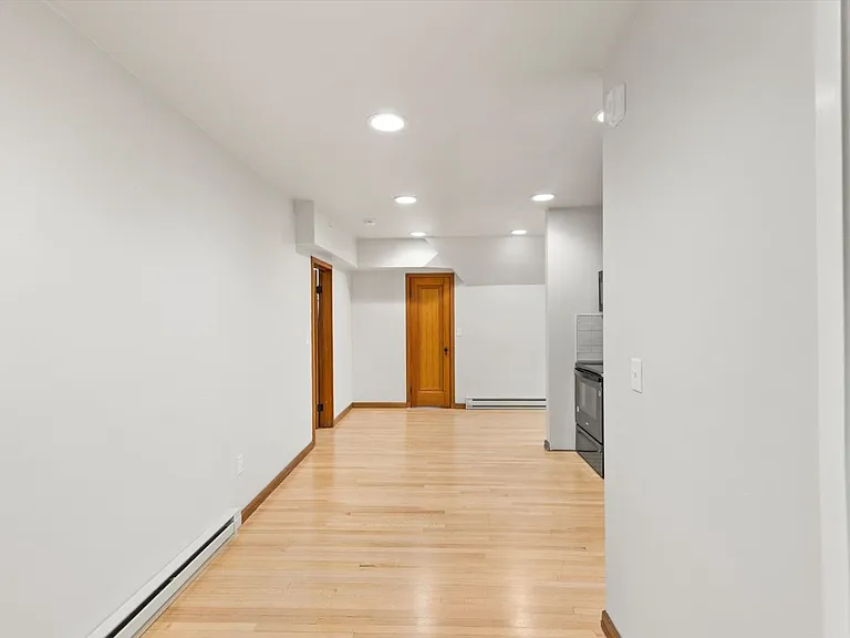 700 Macon Ave — Photo 11