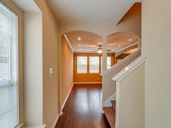 3rd image of 50 E Stedhill Loop