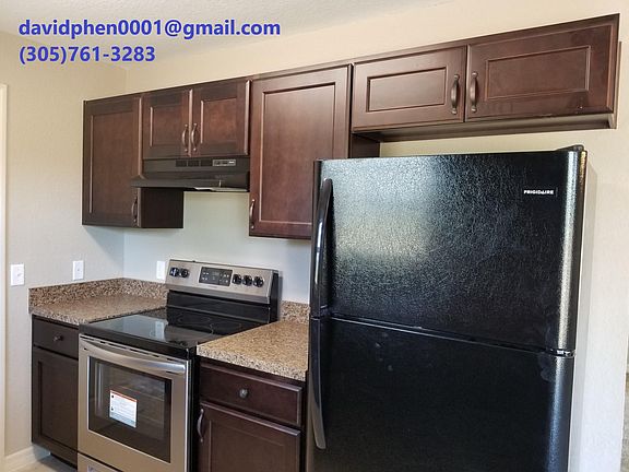 High Quality Wood Cabinets