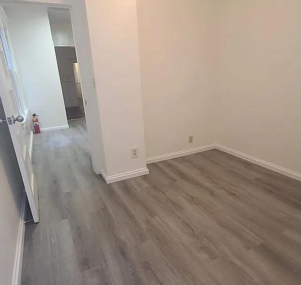 179 Caselli Ave #2 — Photo 13