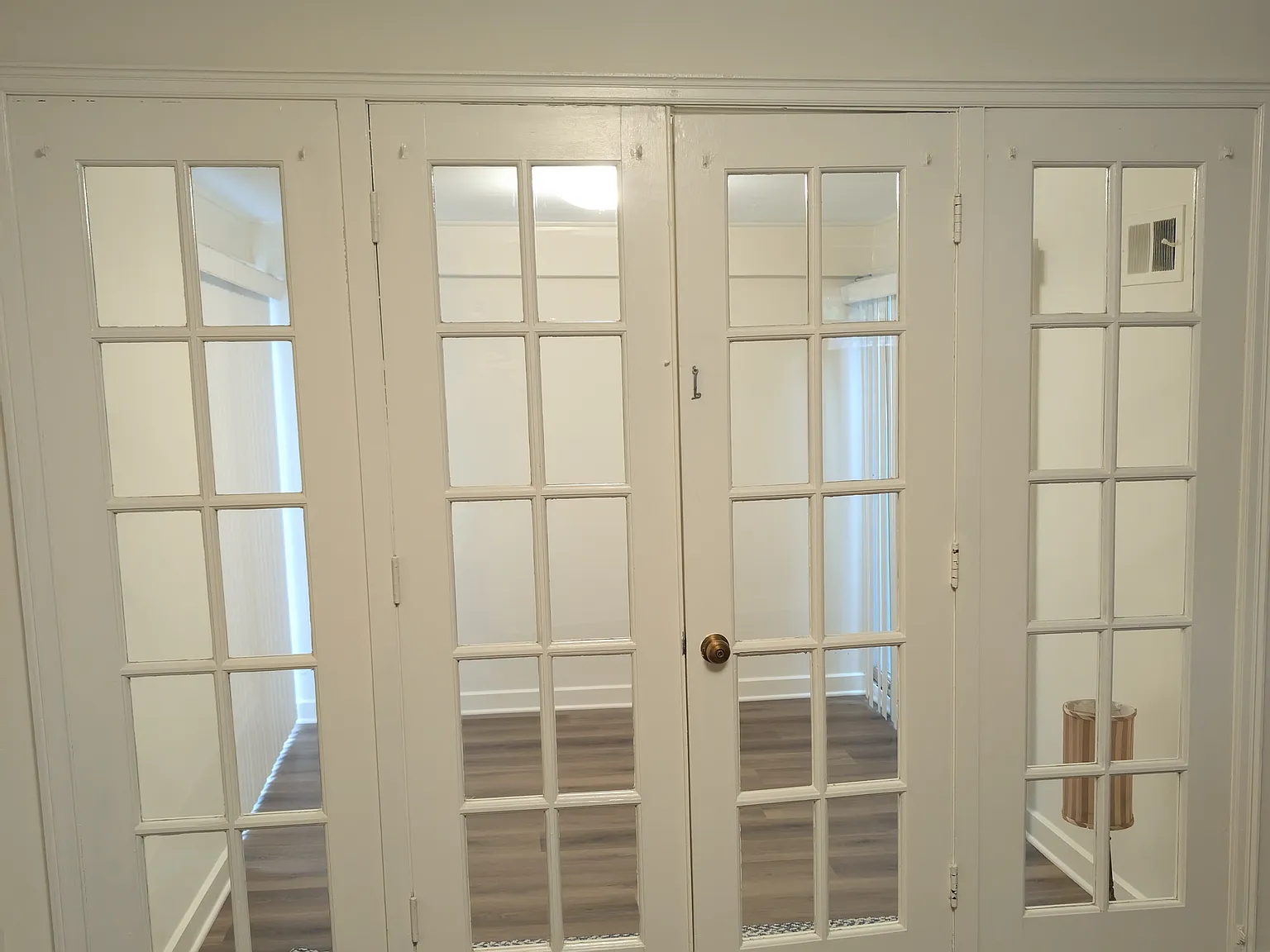 136 S Dellrose Ave — Photo 4