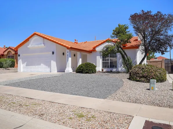 8223 Camino Paisano NW, Albuquerque, NM 87120