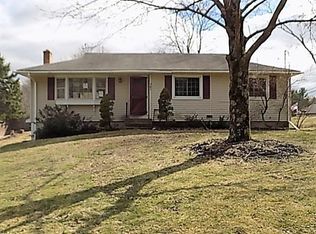 105 Vining Hill Rd, Southwick, MA 01077