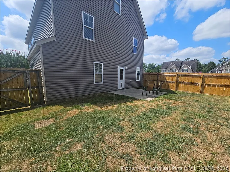 305 Bedfordshire Pl — Photo 45