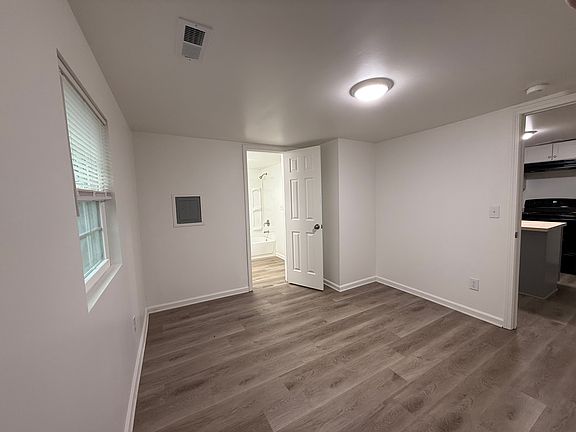 5th image of 604 Betty St #604